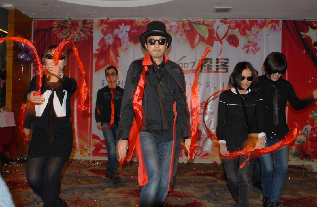 1453174792422970.jpg 手電筒廠家